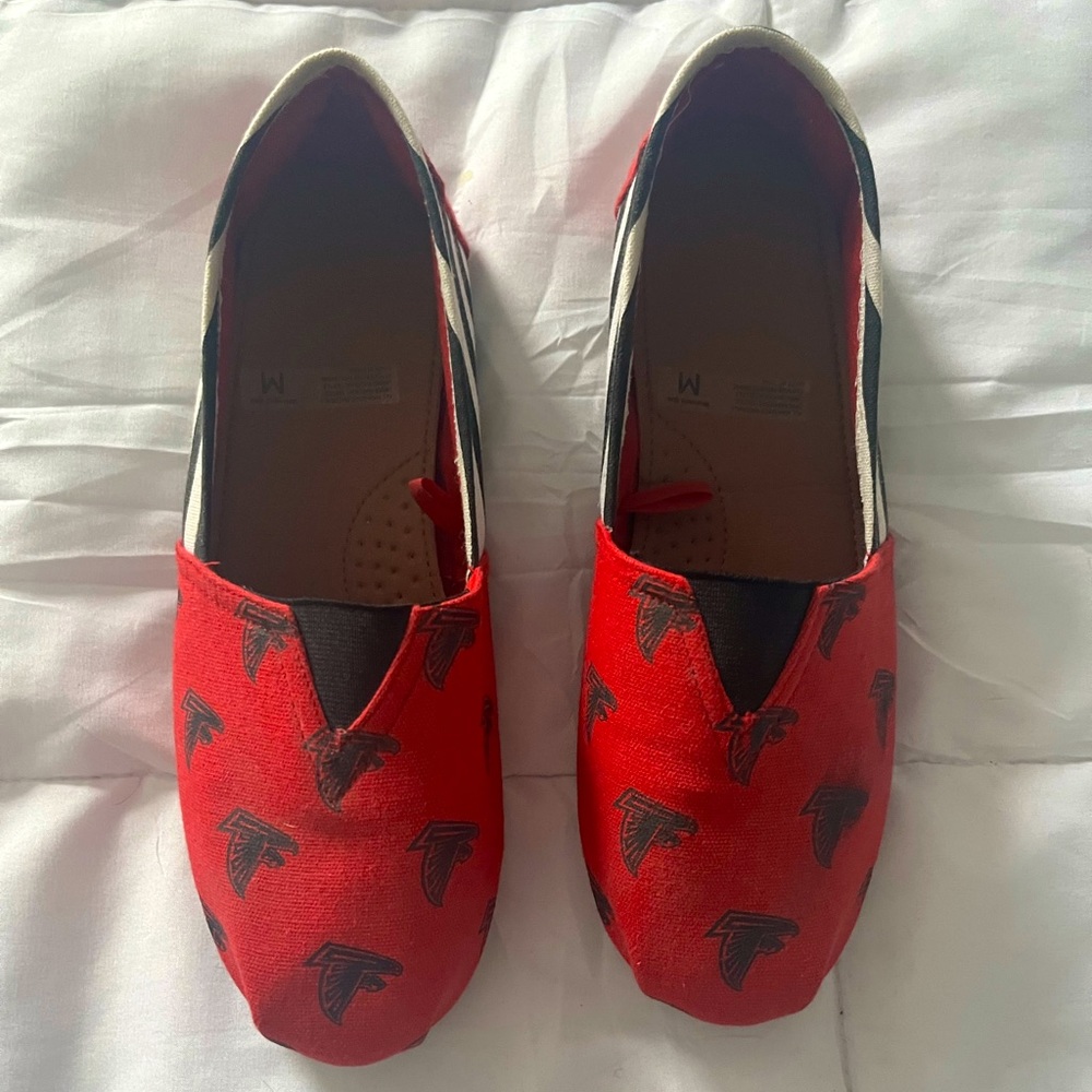Atlanta falcons women’s flats size medium. Worn once
